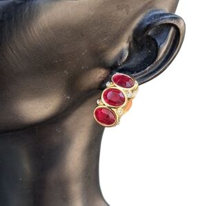 Elegant Swarovski 1990s Ruby Red & Gold Crystal Clip-On Earrings